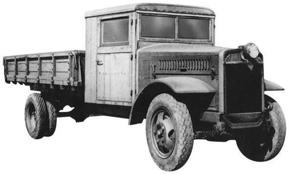 Toyota KC lastebil med en frontlykt 1942