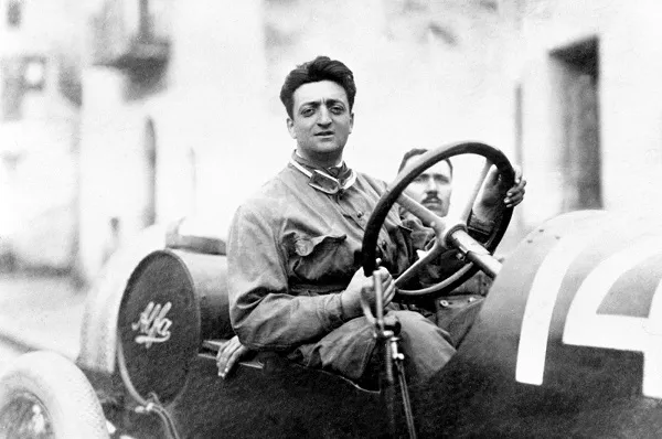 Enzo Ferrari racingportrett 1918