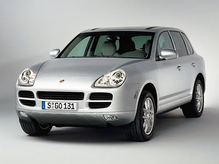 Den første Porsche Cayenne, 2002